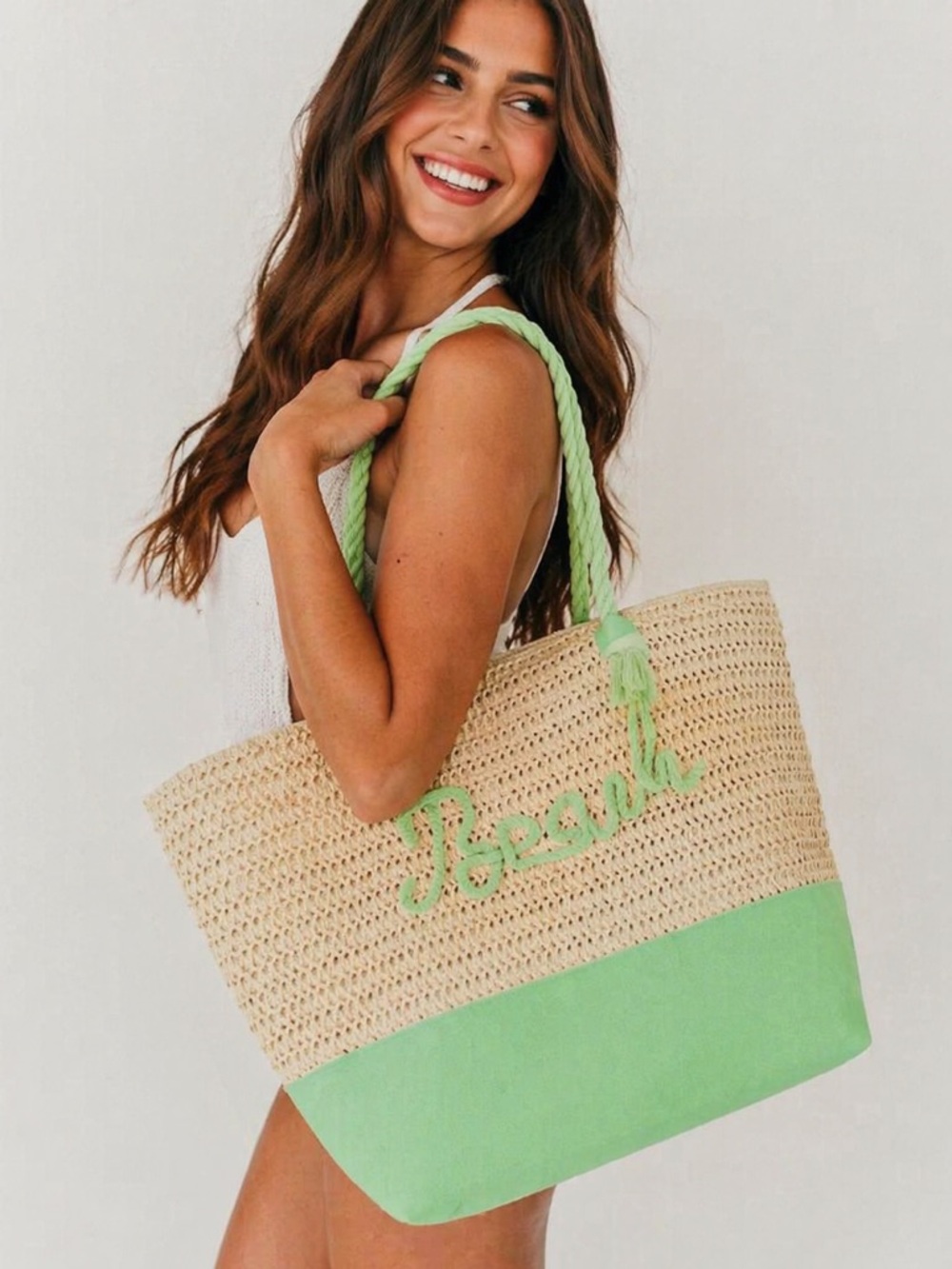 Pretty Simple Beach Bum Raffia Tote Bag Mint Green Zipper Closure Rope Strap NWT - Picture 2 of 3